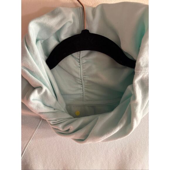 Zella Sweatshirt - Picture 3 of 4